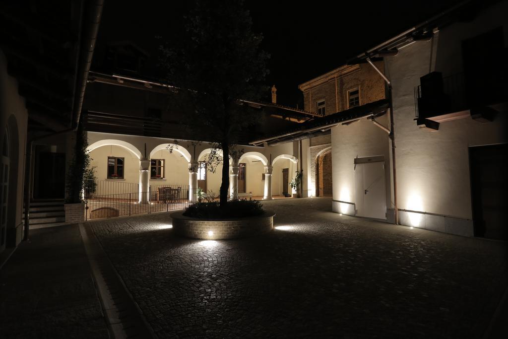 Il Giardino Di Ghilot Bed and Breakfast Cherasco Εξωτερικό φωτογραφία
